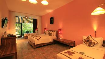 Jungle Retreat by Kupu Kupu Barong