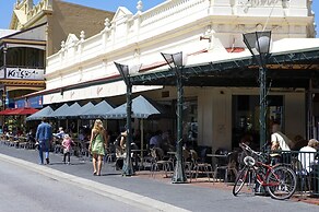 Club Wyndham Perth, Trademark Collection by Wyndham