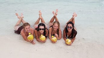 Batuta Maldives Surf View Guesthouse