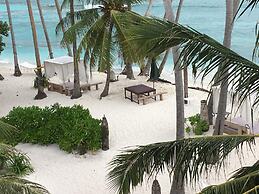 Batuta Maldives Surf View Guesthouse