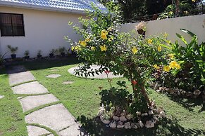 Chiisai Natsu Resort Panglao