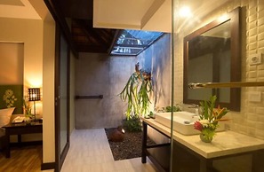 Ketapang Indah Hotel