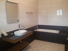 WEStay @ The Grand Nyaung Shwe, Inle Lake