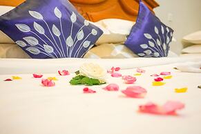 WEStay @ The Grand Nyaung Shwe, Inle Lake