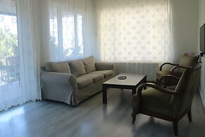 Büyükada Apart Hotel - Karadağ Apart