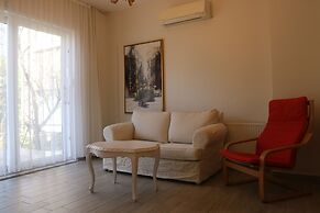 Büyükada Apart Hotel - Karadağ Apart