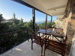 Büyükada Apart Hotel - Karadağ Apart