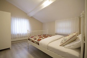 Büyükada Apart Hotel - Karadağ Apart