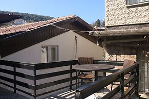 Büyükada Apart Hotel - Karadağ Apart