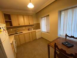 Büyükada Apart Hotel - Karadağ Apart