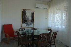 Büyükada Apart Hotel - Karadağ Apart