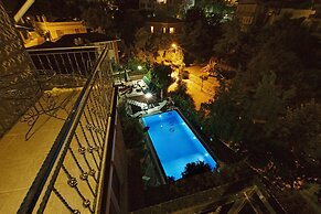 Büyükada Apart Hotel - Karadağ Apart