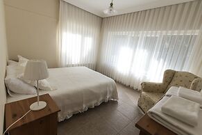 Büyükada Apart Hotel - Karadağ Apart