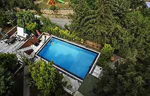 Büyükada Apart Hotel - Karadağ Apart