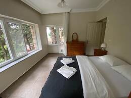 Büyükada Apart Hotel - Karadağ Apart