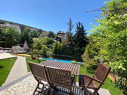 Büyükada Apart Hotel - Karadağ Apart