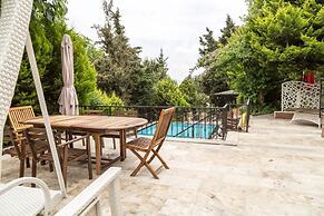 Büyükada Apart Hotel - Karadağ Apart