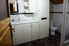 Büyükada Apart Hotel - Karadağ Apart