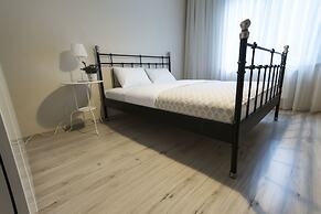 Büyükada Apart Hotel - Karadağ Apart