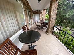 Büyükada Apart Hotel - Karadağ Apart