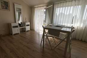 Büyükada Apart Hotel - Karadağ Apart