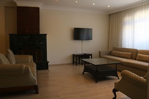 Büyükada Apart Hotel - Karadağ Apart