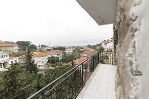 Büyükada Apart Hotel - Karadağ Apart