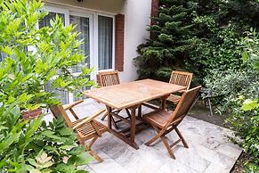 Büyükada Apart Hotel - Karadağ Apart