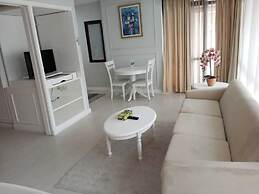 The Apartments at Times Square