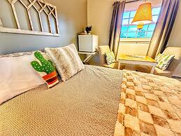 Brittany Motel