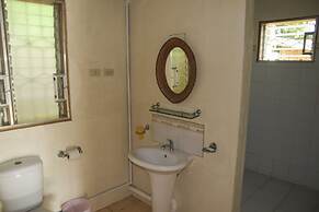 Isla Hayahay Beach Resort and Restaurant