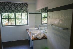 Isla Hayahay Beach Resort and Restaurant