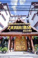 Chiang Roi 7 Days Inn