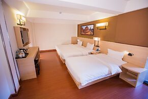 Chiang Roi 7 Days Inn