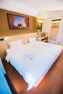 Chiang Roi 7 Days Inn