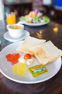Chiang Roi 7 Days Inn