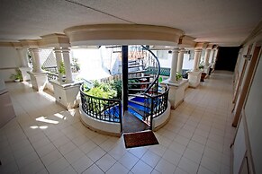 Hotel Galleria Davao