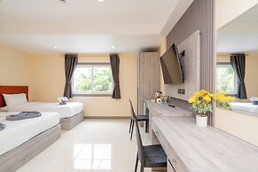 Square One Hotel Patong