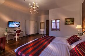 Little King Hotel U Malvaze