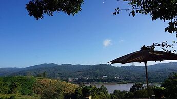 Chiang Khong Hill