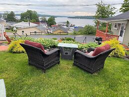 Lakeview House & Cottages