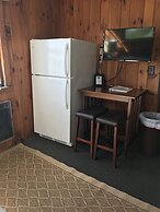 Lakeview House & Cottages