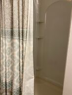 Lakeview House & Cottages