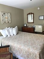 Lakeview House & Cottages