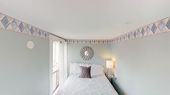 Lakeview House & Cottages