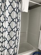 Lakeview House & Cottages