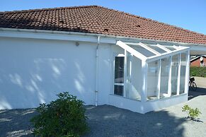 Dolphin Hotel Annex