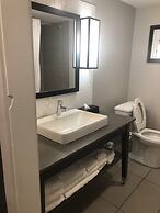 Country Inn & Suites by Radisson, Gatlinburg, TN