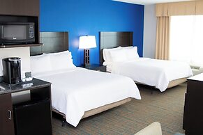 Holiday Inn Express & Suites Bakersfield Airport by IHG