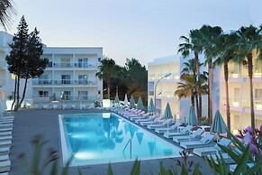 Grupotel Ibiza Beach Resort - Adults Only